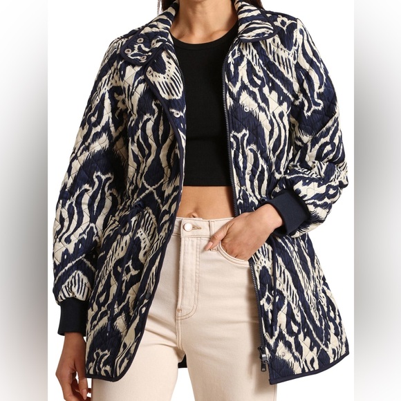 Bagatelle Collection Jackets & Blazers - Baglatelle Navy Ikat Print Quilted Cotton Jacket - Size L - NWOT**
